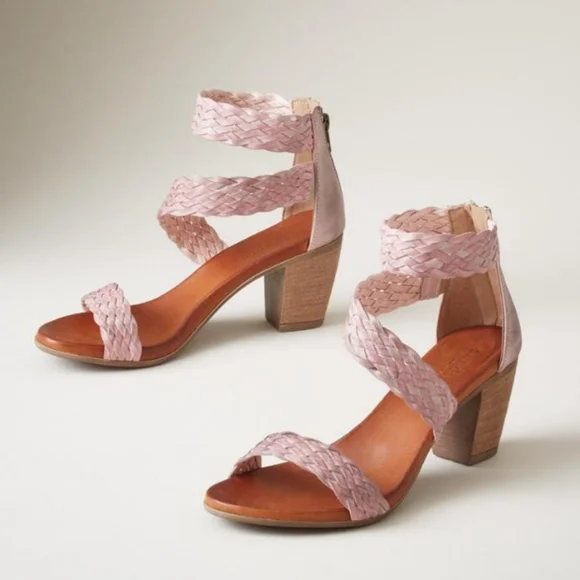 🆕🌿SUNDANCE LEATHER WOVEN SANDALS🌿 - Picture 1 of 5